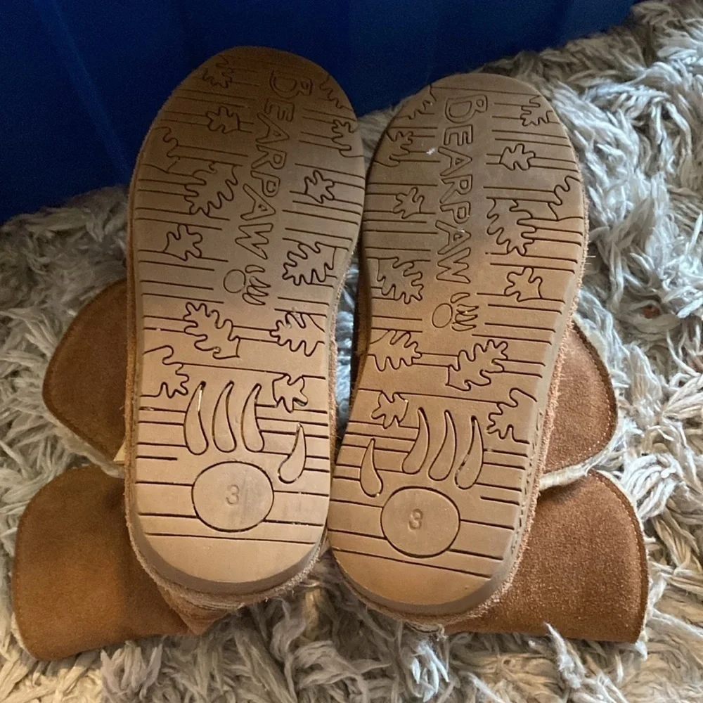 BearPaw winter side toggle boots youth 3